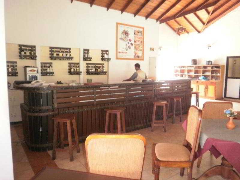 Senani Hotel Kandy Bagian luar foto
